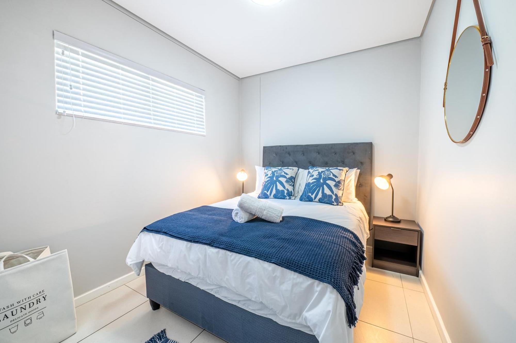 Apartment Floor Beachfront W Views, Blouberg, 51 Break Cape Town